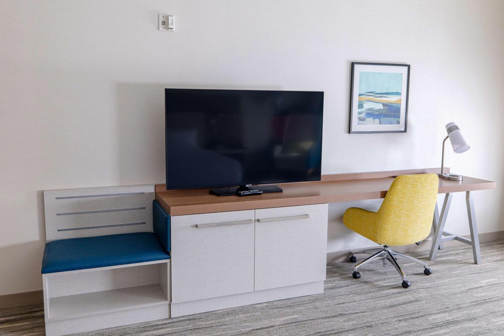 Hilton Garden Inn Lakewood Dış mekan fotoğraf